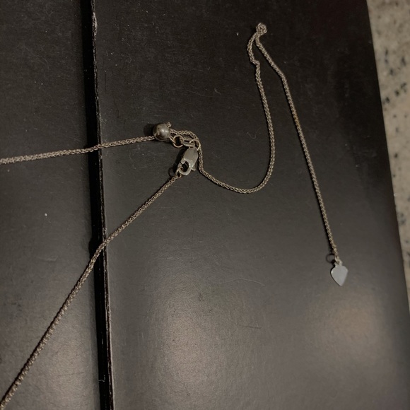 1/2 carat starburst necklace and adjustable chain - Picture 3 of 6